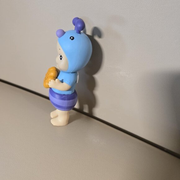 Sonny angel Bug's world ant blue color toy decor collection - Picture 3 of 4